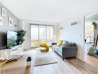 Room share / 5 rooms apartment · 85 m², Bron, Rue du Parc