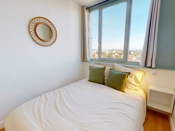 Flatsharing / 5-bedroom flat · 75 m², Bron, Rue Édouard Branly / Photo 2