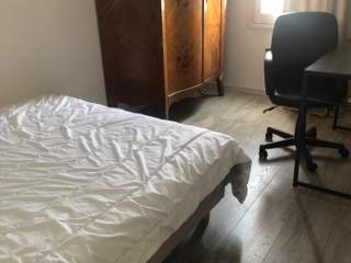 Colocation / Appartement 6 pièces de 100 m², Champs-sur-Marne, Place des Aubépines