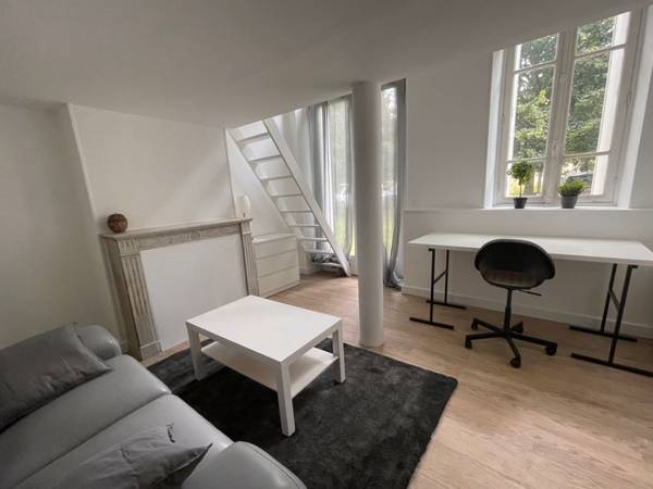 Colocation / Appartement 3 pièces de 76 m², Cergy, Rue de la Ferme / Photo 2