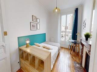 Colocation / Appartement 9 pièces de 160 m², Paris, Rue des Cloys