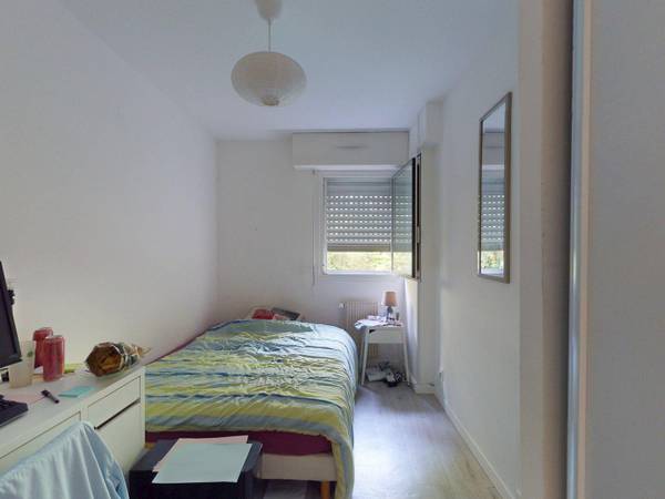 Colocation / Appartement 6 pièces de 90 m², Rennes, Square du Haut Blosne / Photo 2
