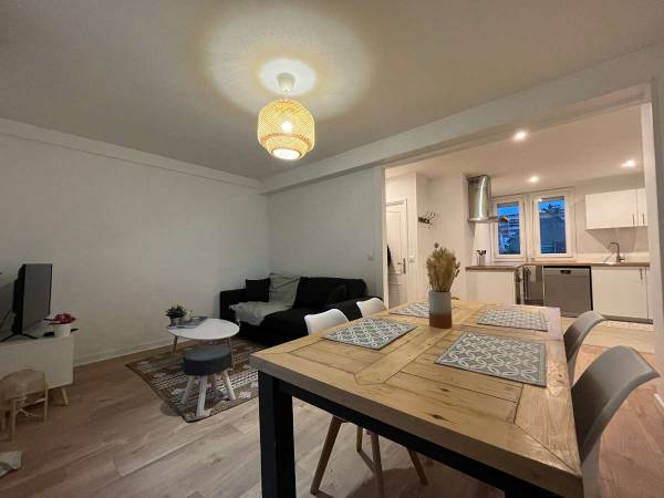 Colocation / Appartement 5 pièces de 76 m², Dijon, Avenue Gustave Eiffel / Photo 2