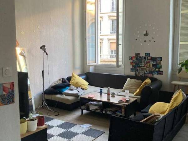 Sublet / 6-bedroom flat · 120 m², Marseille, Rue Rodolphe Pollak / Photo 2