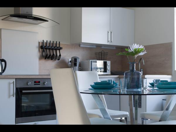 Colocation / Appartement 4 pièces de 100 m², Lorient, Rue Pierre Huet / Photo 2