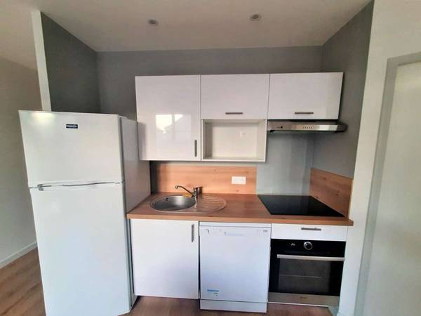 Colocation / Appartement 4 pièces de 52 m², Poitiers, Rue Jean Jaures / Photo 2