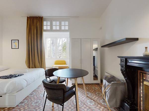 Room share / 1 room apartment · 460 m², Marseille, 1 Rue Clinique / Photo 17