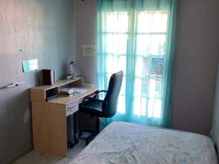 Homestay / 3-bedroom house · 90 m², Lunel, Chemin du Jeu de Mail