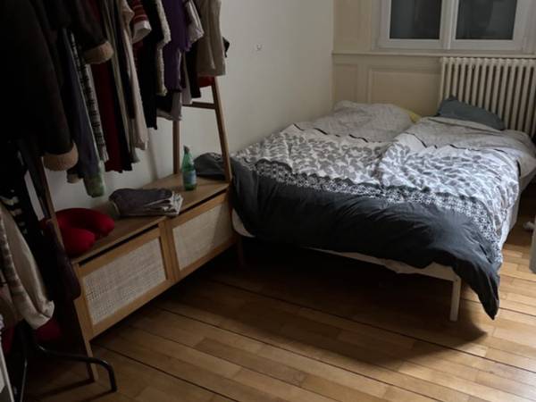 Colocation / Appartement 5 pièces de 124 m², Besançon, Rue Ernest Renan / Photo 2