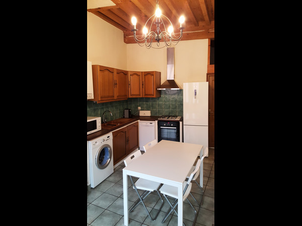 Colocation / Appartement 3 pièces de 61 m², Lyon, Rue Des Macchabées / Photo 2