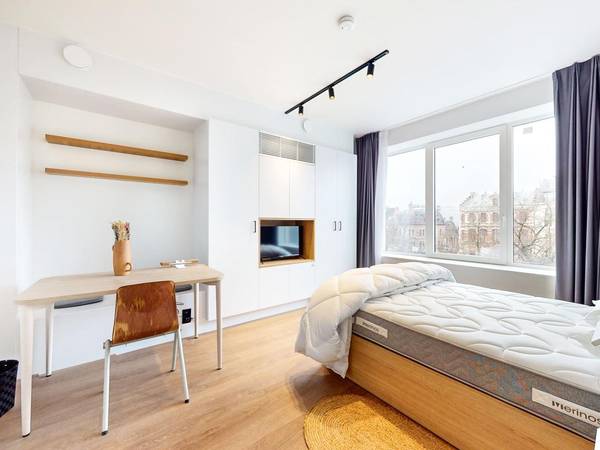 Location / Appartement 1 pièce de 29 m², Bruxelles, Quai-à-La Houille, 10, / Photo 2