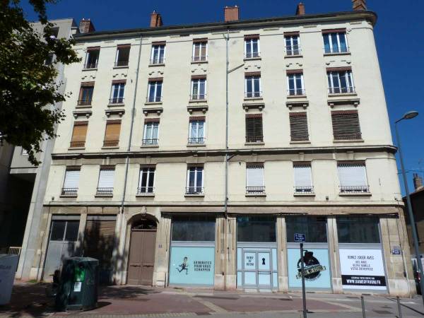 Colocation / Appartement 3 pièces de 71 m², Villeurbanne, Rue Francis de Pressensé / Photo 9