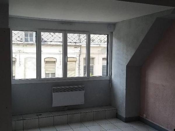 Location / Studio, Valenciennes / Photo 2