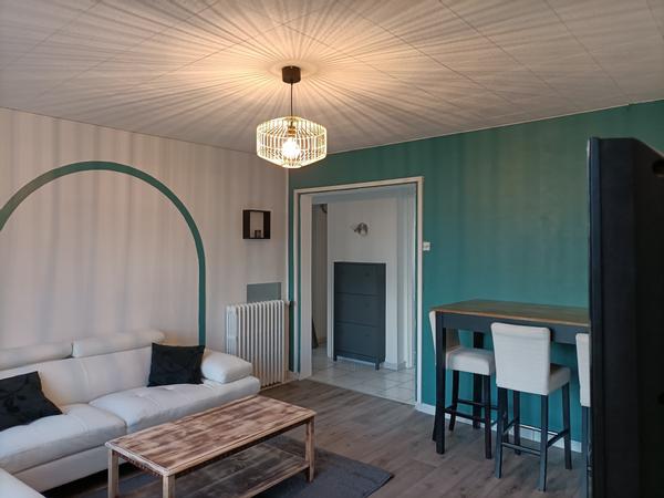 Colocation / Appartement 6 pièces de 68 m², Amiens, Avenue du 14 Juillet 1789 / Photo 2