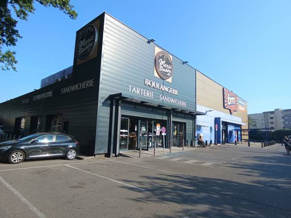 Location / Appartement 2 pièces de 51 m², Perpignan, Avenue Maréchal Koenig / Photo 2