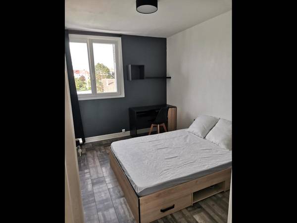 Colocation / Appartement 5 pièces de 80 m², Besançon, Rue Jules Ferry / Photo 9