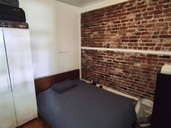 Colocation / Appartement 6 pièces de 65 m², Montréal, Rue Dorion / Photo 2