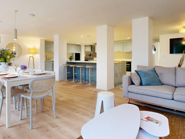 Colocation / Appartement 7 pièces de 340 m², Rennes, Rue de Brest, 35000, Rennes / Photo 2