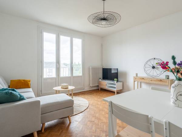 Colocation / Appartement 5 pièces de 100 m², Tours, Avenue Duquesne / Photo 2
