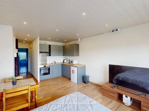 Location / Appartement 1 pièce de 26 m², Gaillard, Rue du Lieutenant Yvan Genot / Photo 2