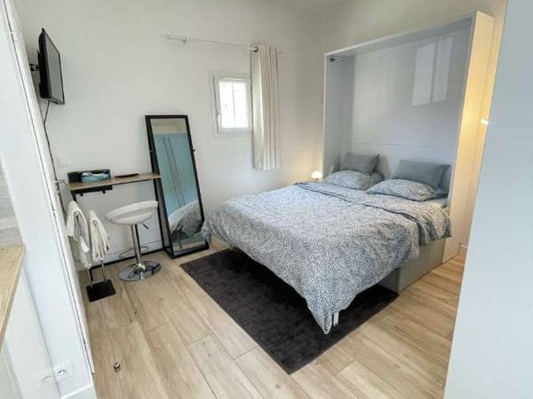 Location / Studio de 18 m², Bagneux, Rue Robert Pontet / Photo 2