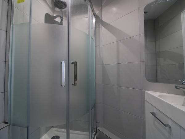 Colocation / Appartement 5 pièces de 76 m², Créteil, Boulevard Pablo Picasso / Photo 2