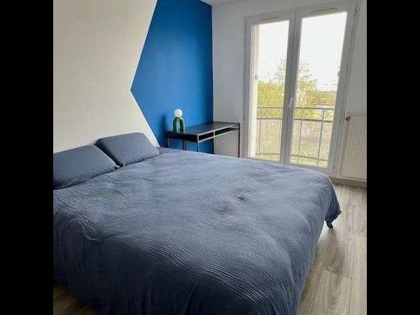 Colocation / Appartement 4 pièces de 79 m², Tours, Rue Toulouse Lautrec / Photo 2