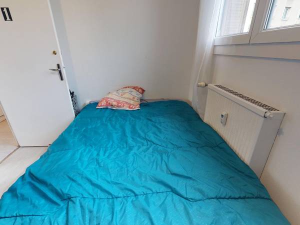 Colocation / Appartement 4 pièces de 65 m², Dijon, Rue Jehan de Marville / Photo 2