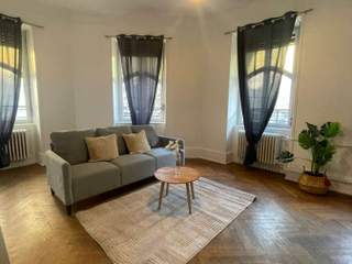 Colocation / Appartement 5 pièces de 125 m², Strasbourg, Rue de la Broque
