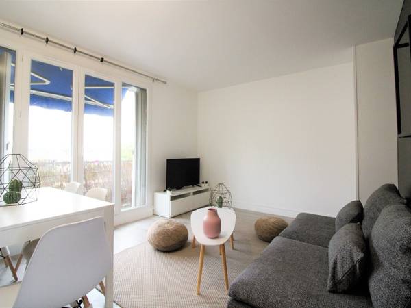 Colocation / Appartement 6 pièces de 88 m², Noisy-le-Grand, Avenue Lucien Loyauté / Photo 2