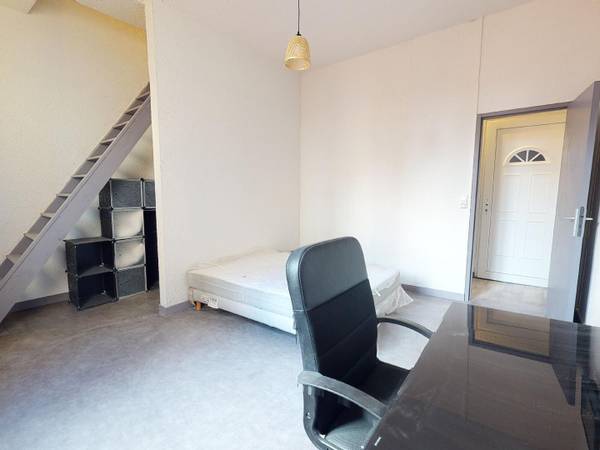 Colocation / Appartement 6 pièces de 144 m², Clermont-Ferrand, Avenue des Paulines / Photo 2