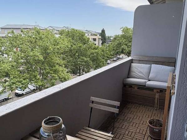 Chambre pour étudiant / Appartement 4 pièces de 65 m², Lyon, Avenue Jules Guesde / Photo 2