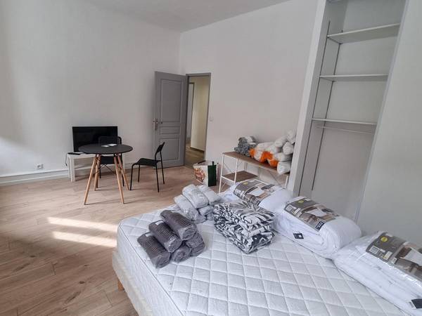 Colocation / Appartement 5 pièces de 120 m², Mulhouse, Rue de Bâle / Photo 2