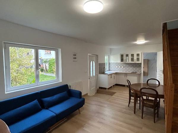 Location / Maison 2 pièces de 50 m², Bobigny, Rue de L’Internationale / Photo 2