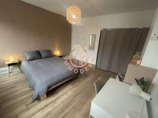 Colocation / 6 rooms house · 124 m², Lens, Route de Lille