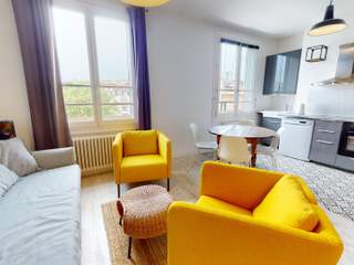 Rental / 2-bedroom flat · 50 m², Lyon, Rue de Créqui