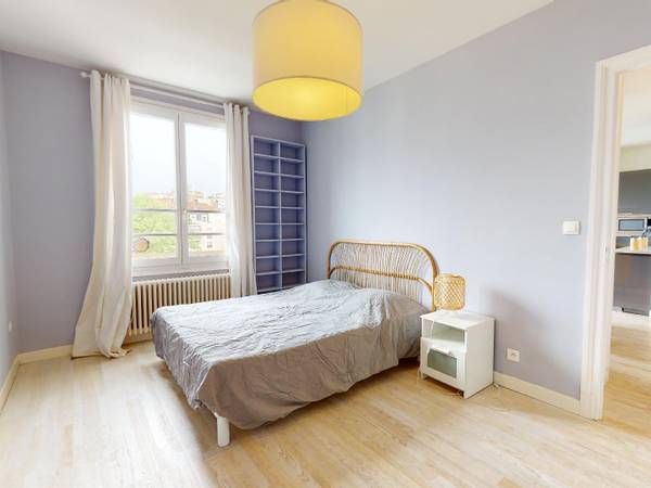 Location / Appartement 2 pièces de 50 m², Lyon, Rue de Créqui / Photo 2