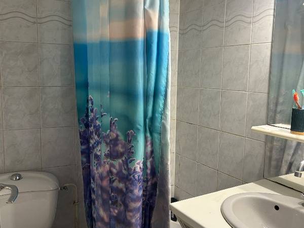 Sous-location / Appartement 1 pièce de 27 m², Montreuil, Impasse des Moulins / Photo 3