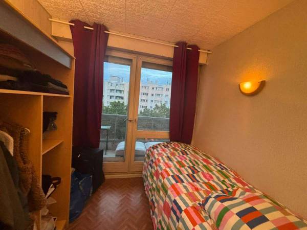 Colocation / Appartement 4 pièces de 66 m², Le Kremlin-Bicêtre, Rue Anatole France / Photo 7