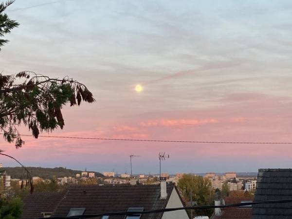 Sous-location / Maison 5 pièces de 100 m², Montreuil, Rue des Braves / Photo 4