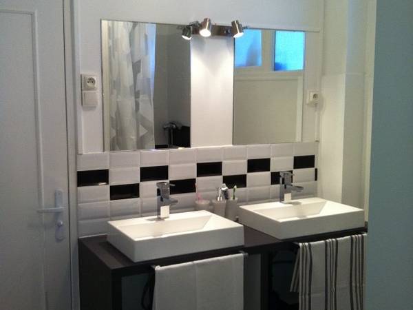 Colocation / Appartement 4 pièces de 72 m², Bordeaux, Rue Commandant Charcot / Photo 6