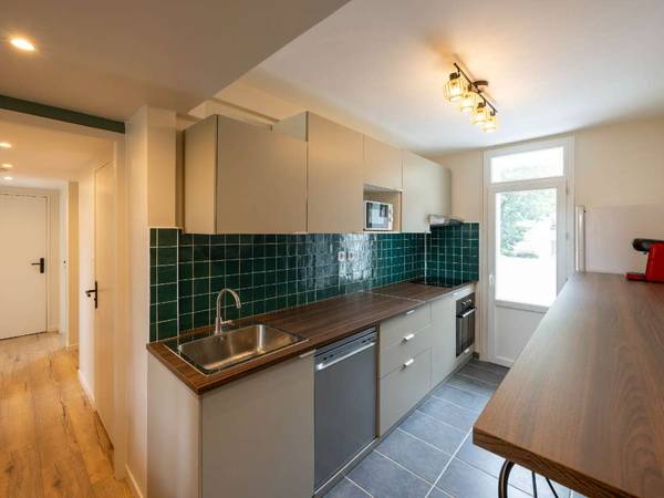 Colocation / Appartement 5 pièces de 70 m², Talence, Rue de Suzon / Photo 2