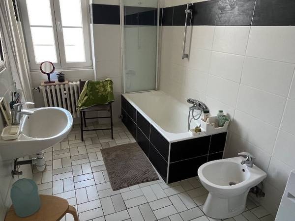 Sous-location / Appartement 3 pièces de 100 m², Strasbourg, Rue du Travail / Photo 5