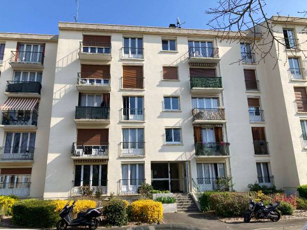 Rental / 2-bedroom flat · 52 m², Compiègne, Square du Colonel Sutterlin / Photo 10