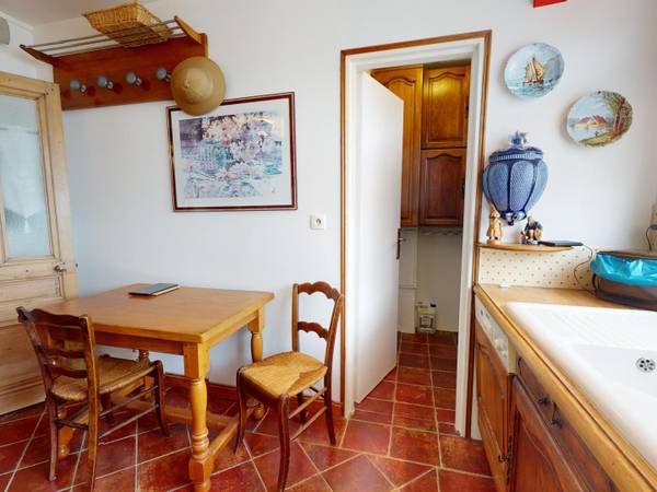 Location / Appartement 3 pièces de 80 m², Vénissieux, Avenue de la Division Leclerc / Photo 2