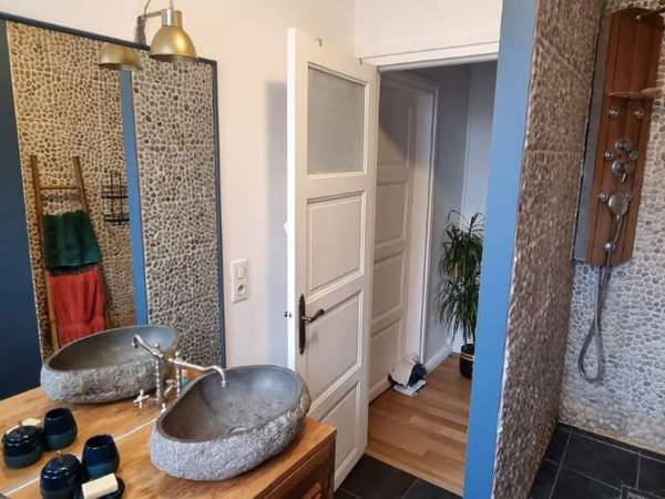 Homestay / 4-bedroom flat · 80 m², Saint-Ouen-sur-Seine, Rue des Poissonniers / Photo 7