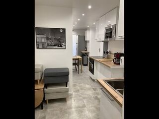 Flatsharing / 5-bedroom flat · 79 m², Paris, Bis Rue Rebeval