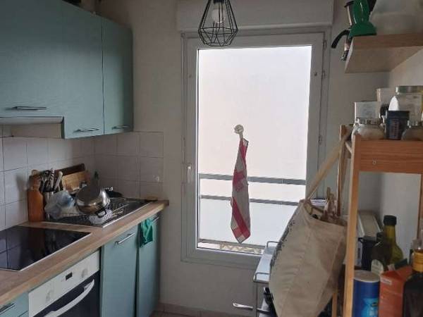 Colocation / Appartement 3 pièces de 65 m², Saint-Denis, Rue des Blés / Photo 2