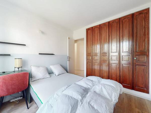 Colocation / Appartement 6 pièces de 106 m², Champs-sur-Marne, 3 Allée des Cornouillers, / Photo 9