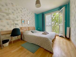 Colocation / Appartement 6 pièces de 96 m², Les Ulis, Rue des Millepertuis